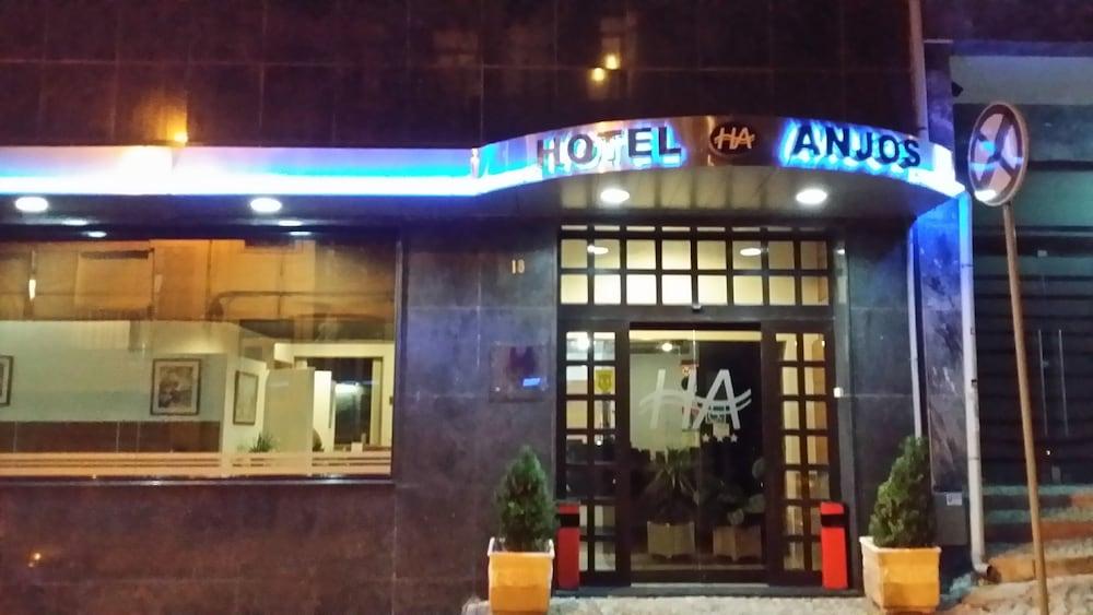 Hotel Anjos Lisbon Exterior photo