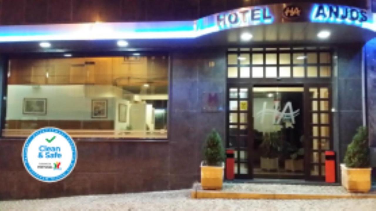 Hotel Anjos Lisbon Exterior photo